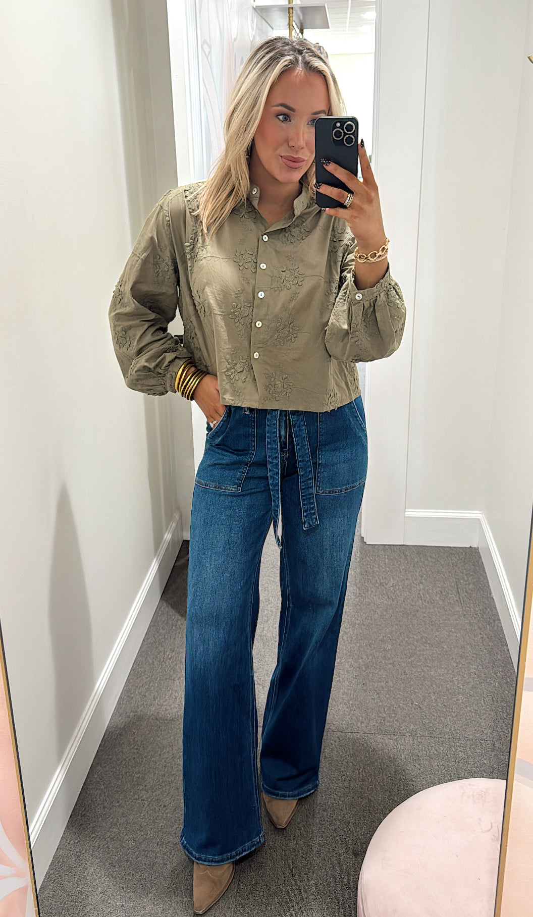 Woven Long Sleeve Top in Olive