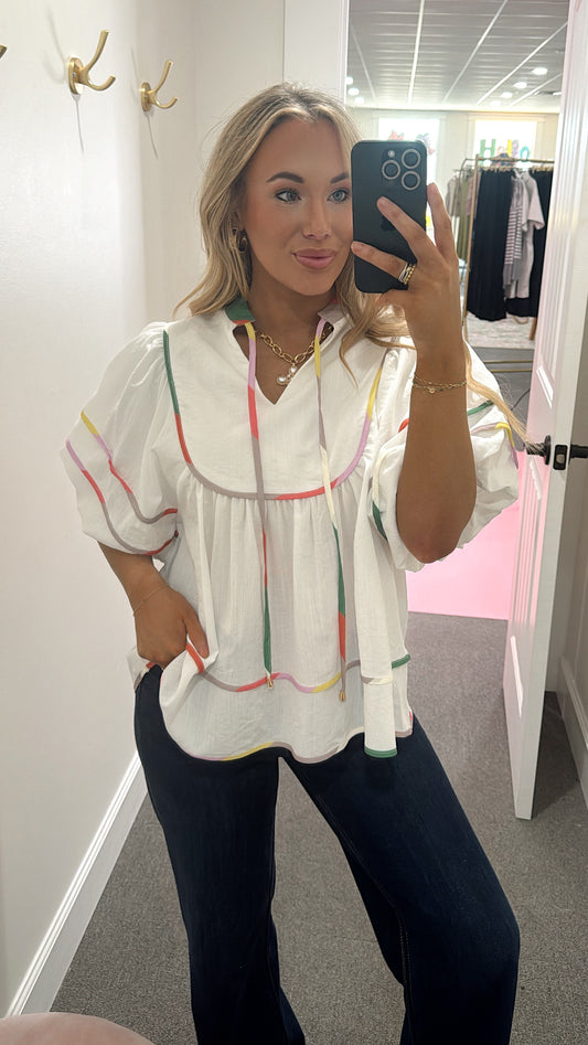 Downtown Stroll Blouse in White