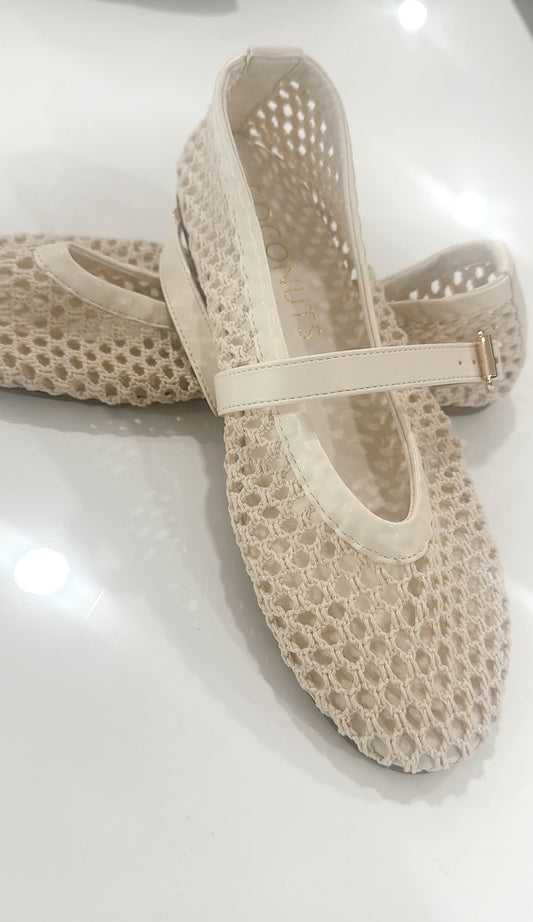The Anna Woven Flats - Ivory