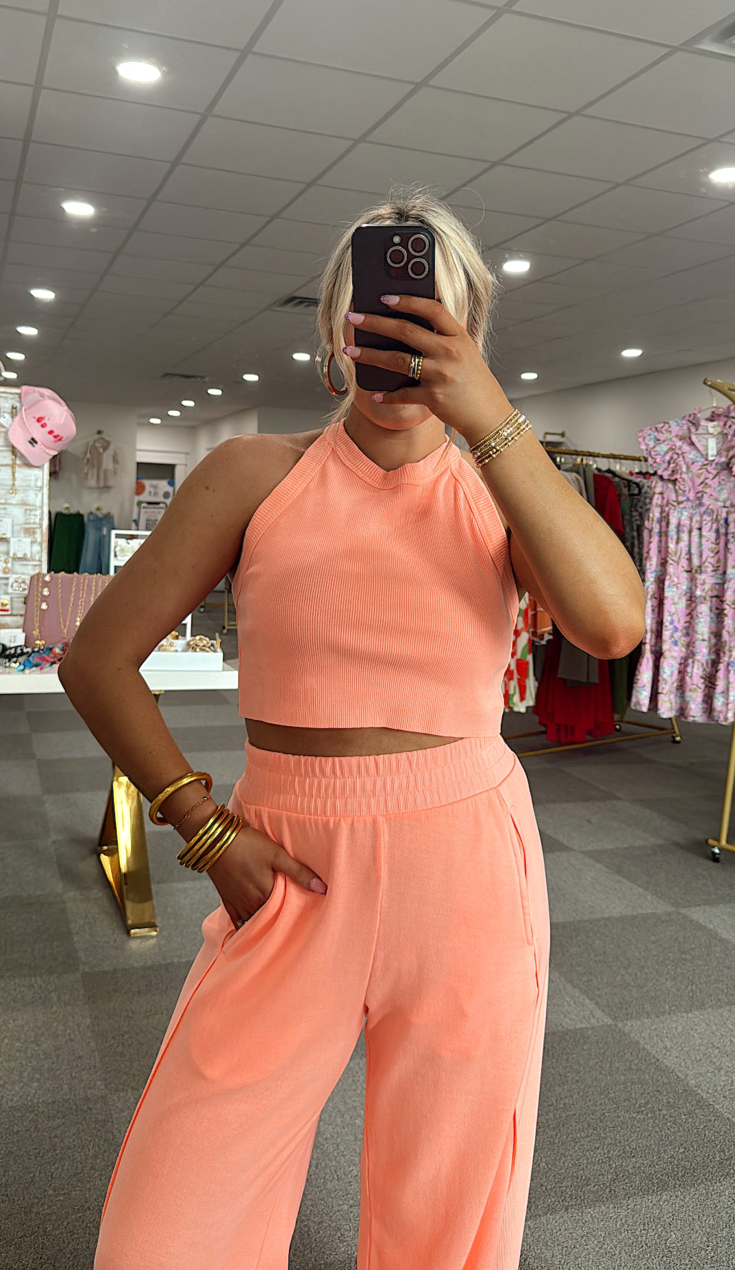The Kelly Set in Coral