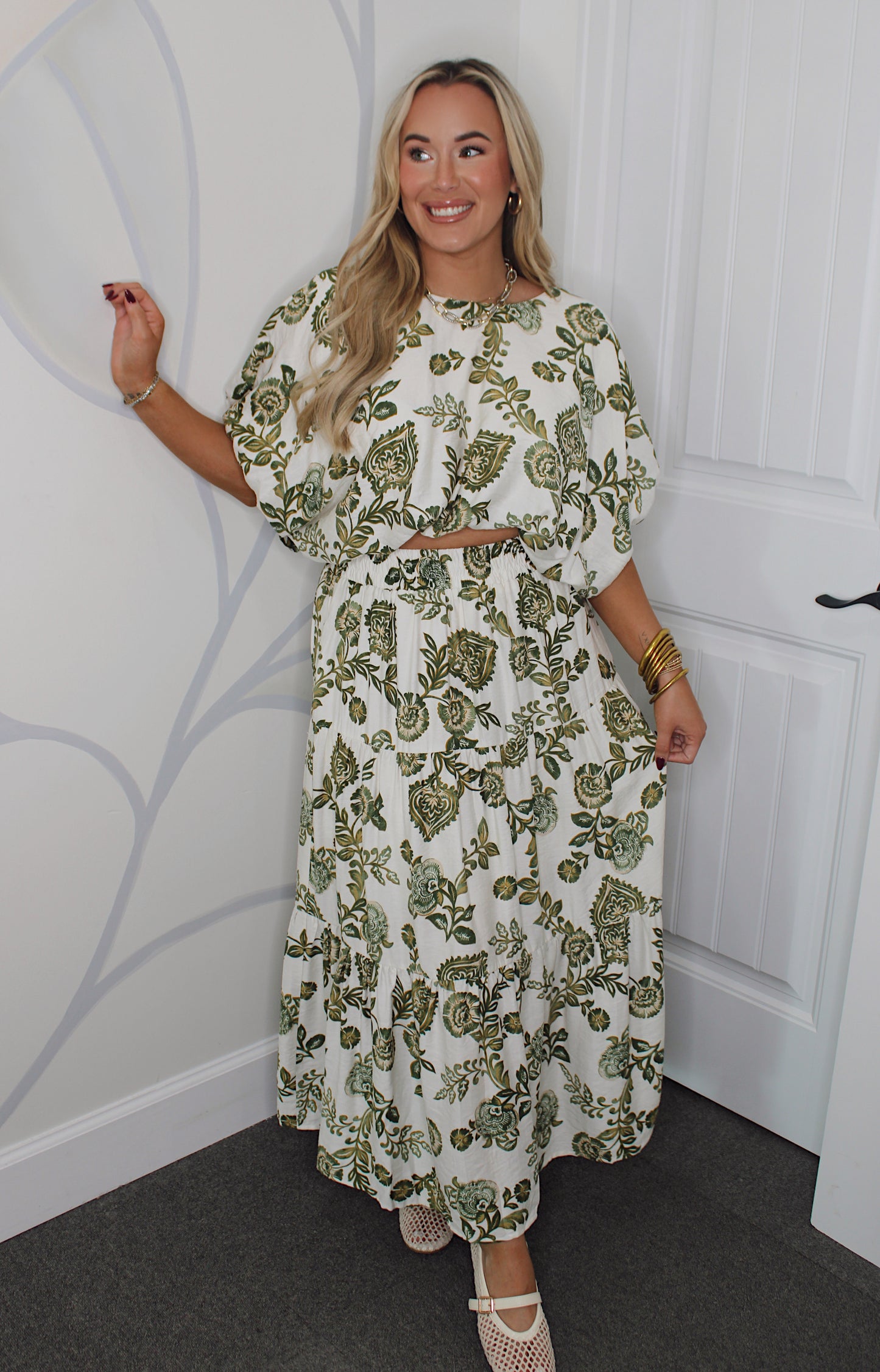 Patio Views Skirt Set