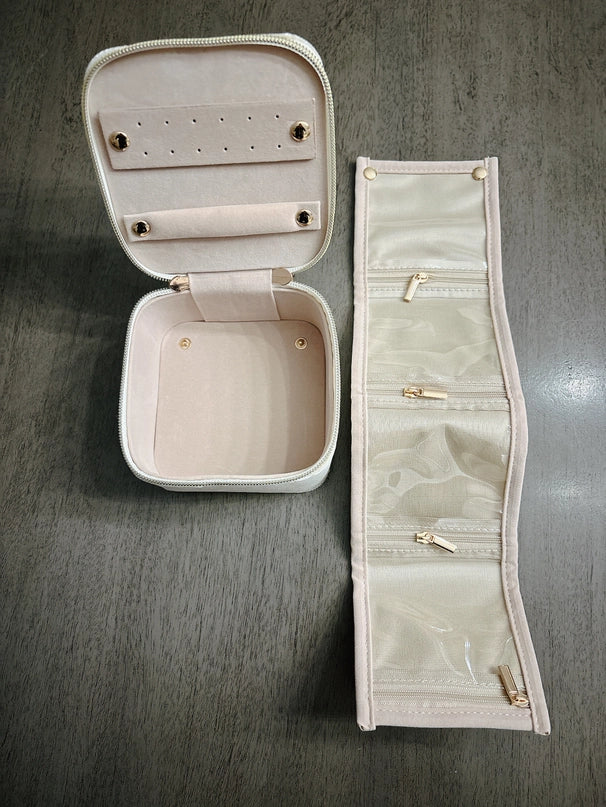 Fold-Out Jewelry Case