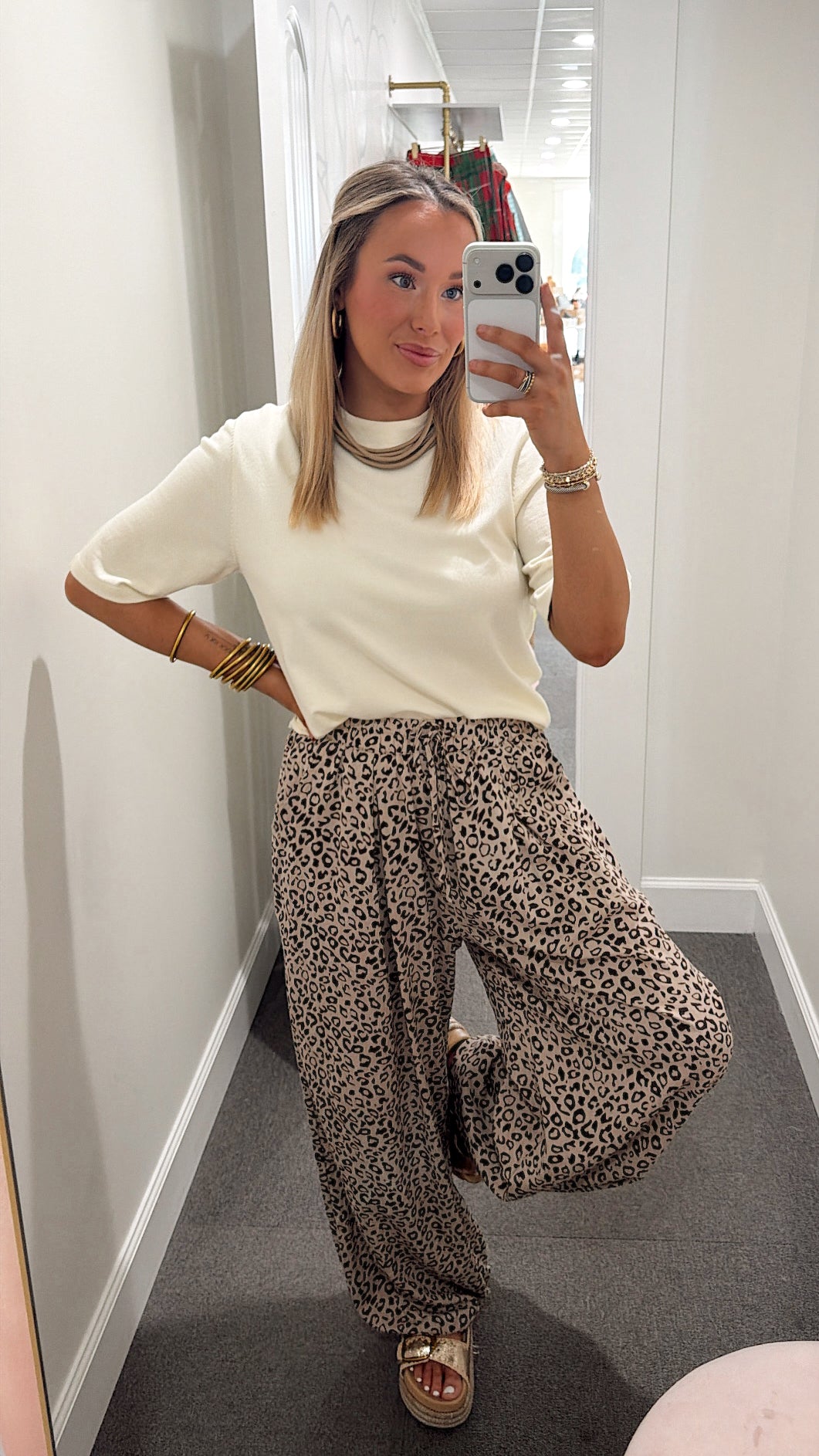 Cream Crewneck Knit Top