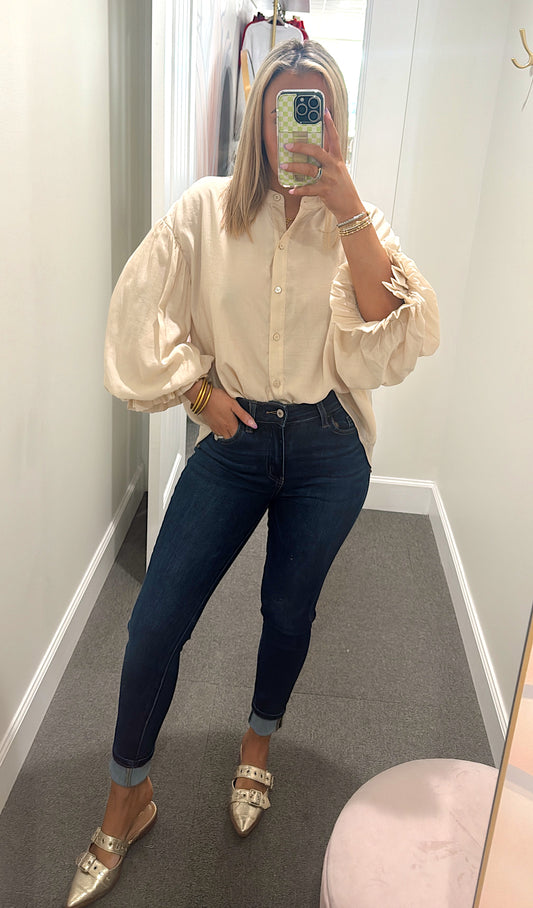 Social Sweetness Blouse in Champagne