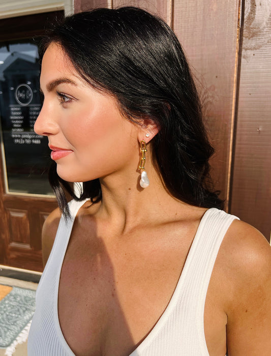 KRISTALIZE / The Bianca Pearl Earrings