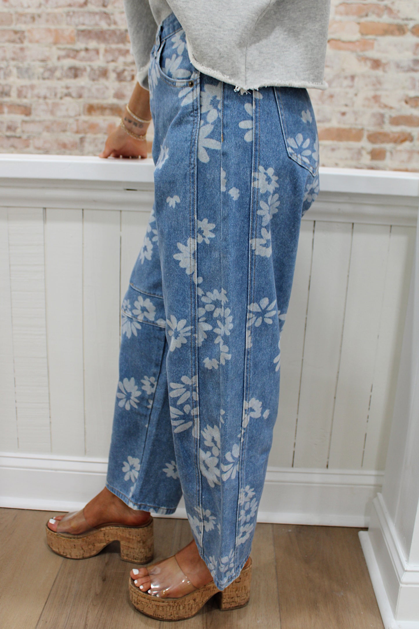 Floral Print Barrel Pant