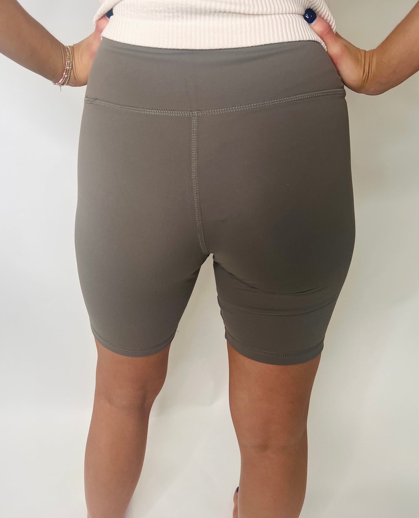 Lucy Biker Shorts - Olive