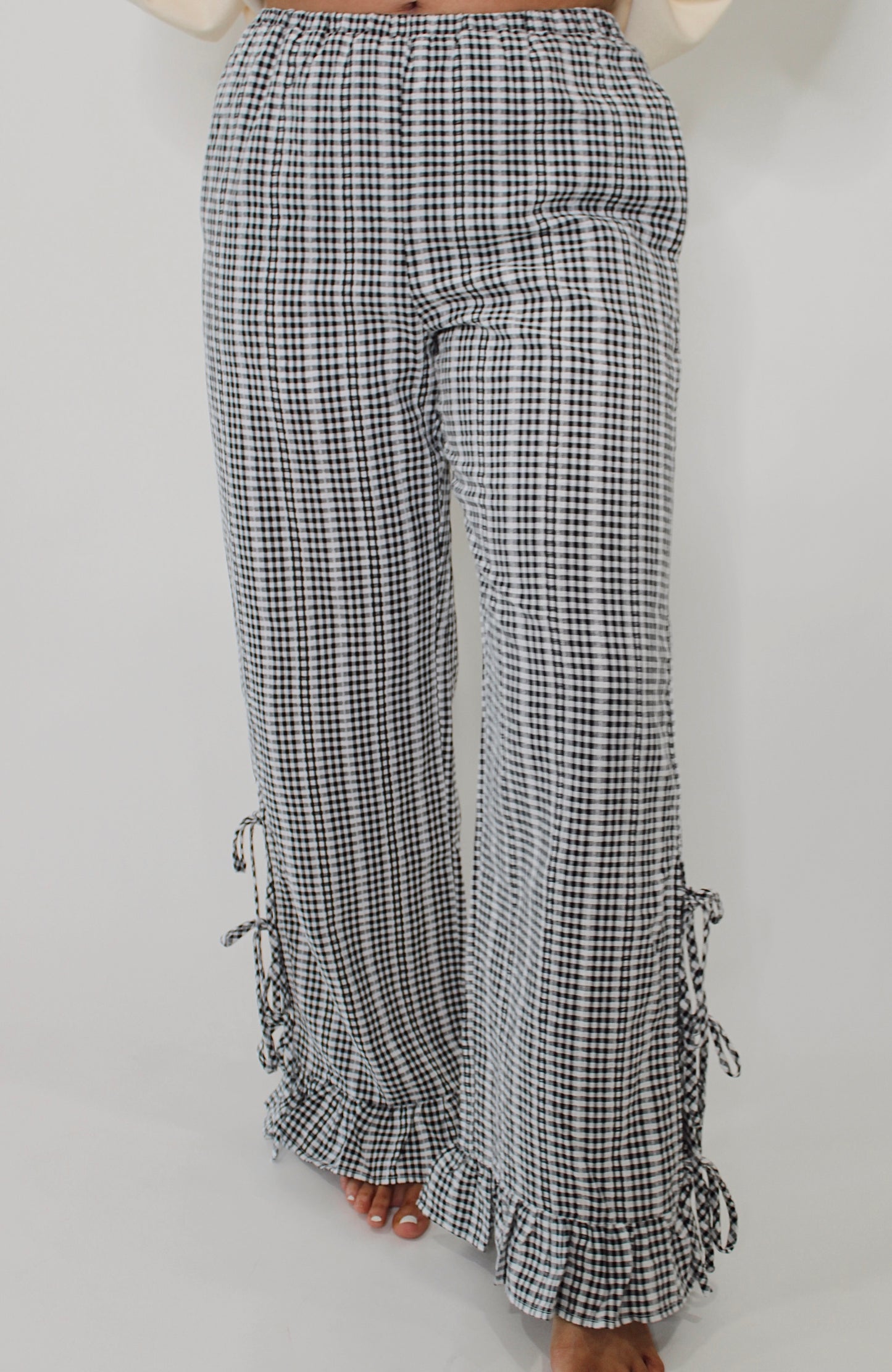 Gingham Side Slit Bow Ruffle Pant