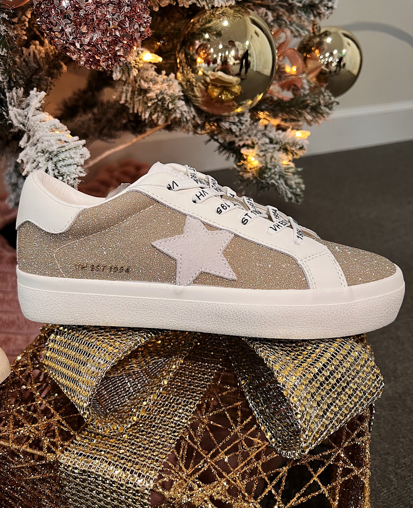 Vera Gold VH Sneaker