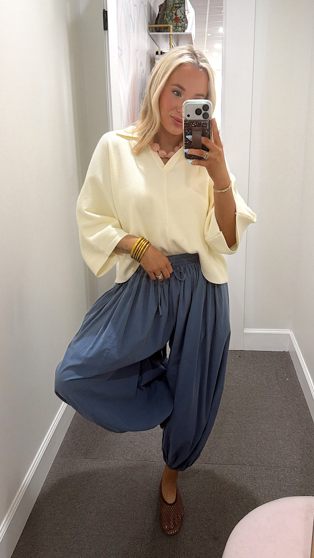 Spring Reset V Neck - Cream