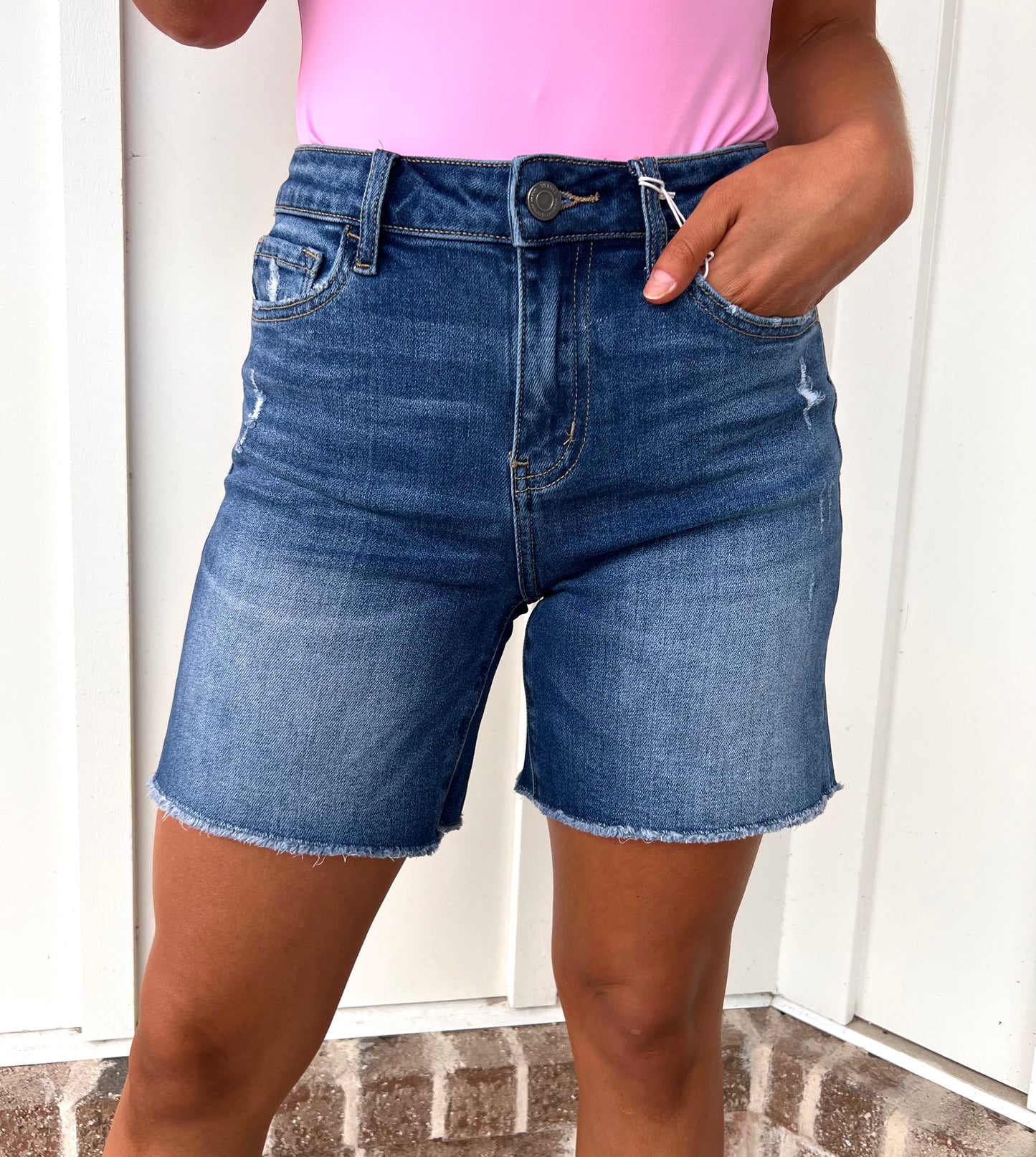 Cheerful Mid Rise Midi Shorts
